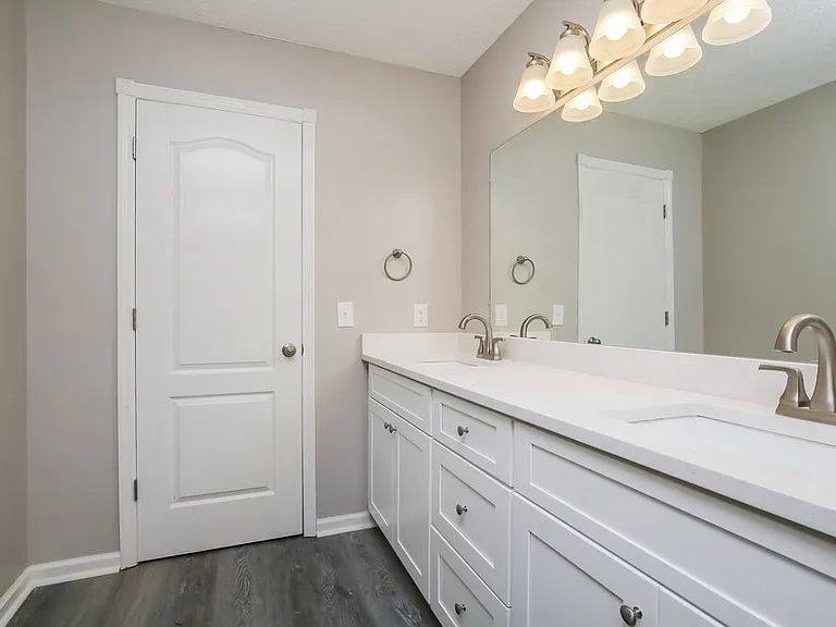 2431 English Hill Dr — Photo 14