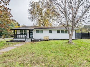 713 Hurstview Dr, Hurst, TX 76053