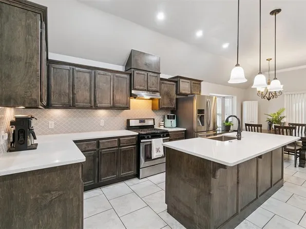 2525 NW 194th St, Edmond, OK 73012