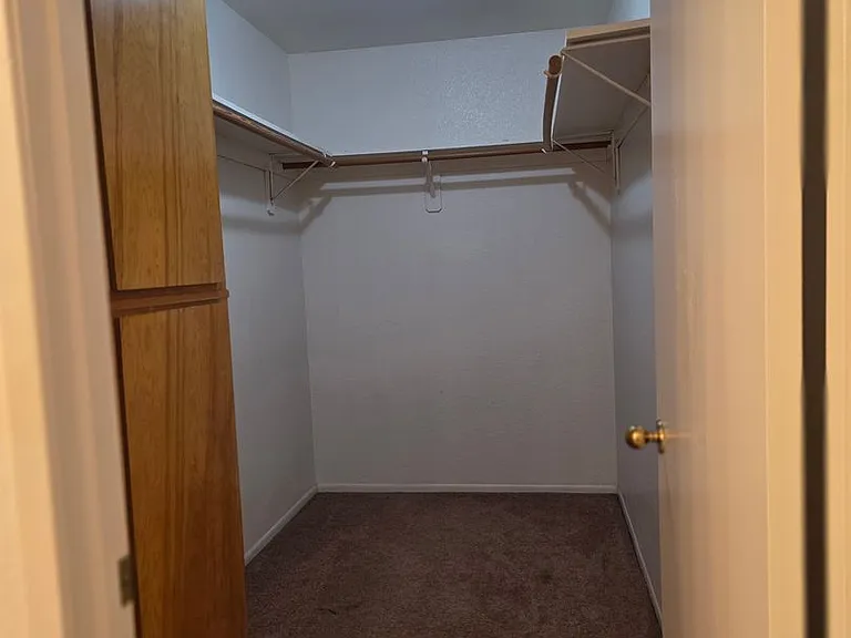 8110 Laborough Dr — Photo 10