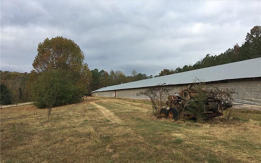 1st image of 13562 Highway 136 W