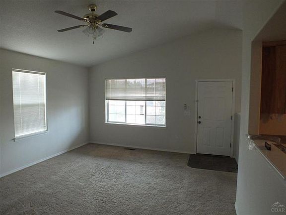 3rd image of 700 NE Quince Ave