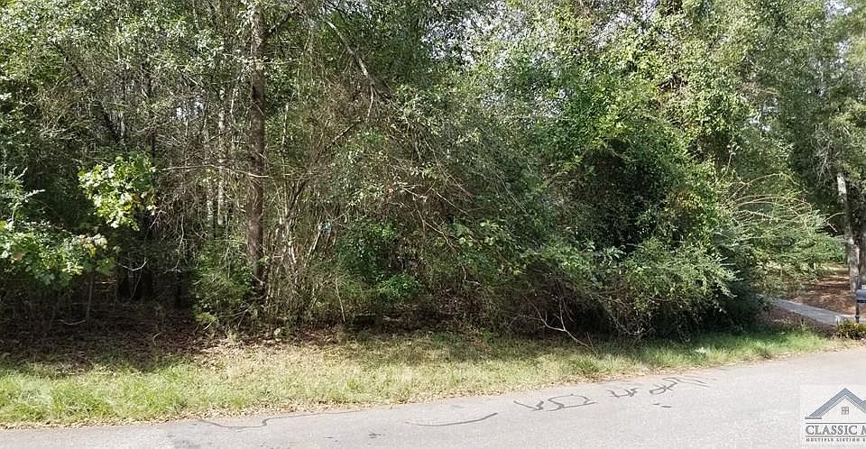 2nd image of 190 Anna Dr