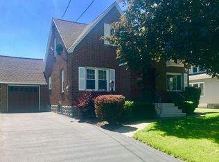 1214 Lark St, Schenectady, NY 12306
