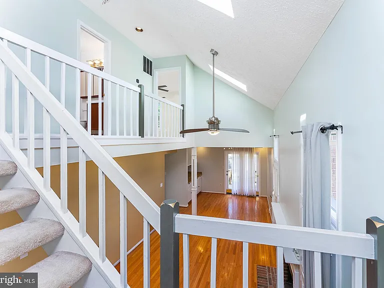 8415 Hollis Ln — Photo 13