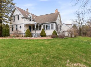 11004 North Range Line ROAD, Mequon, WI