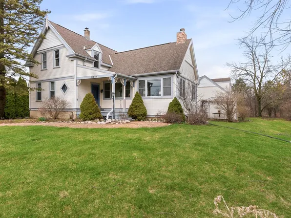 11004 North Range Line ROAD, Mequon, WI 53092