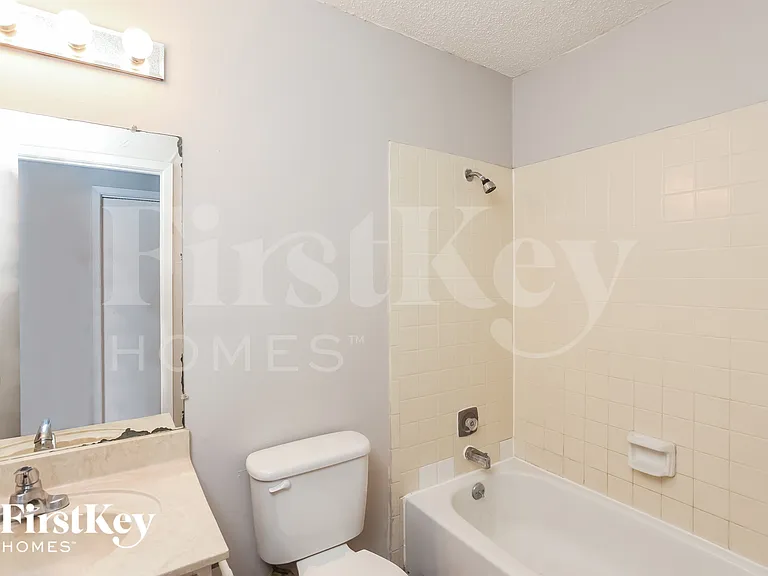 7527 Lincoln Village Dr — Photo 17