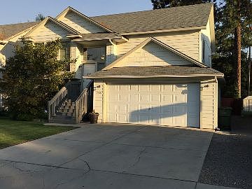 1st image of 3120 E 33rd Ave