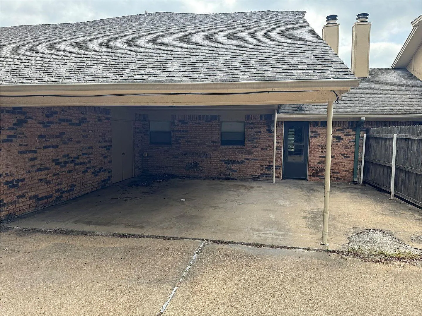3 bed, 1251 sqft, $1,800 — Photo 4
