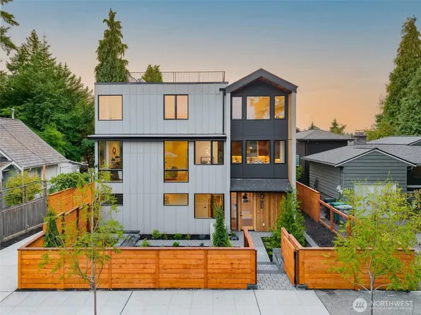 7533 31st Avenue NE, Seattle, WA 98115