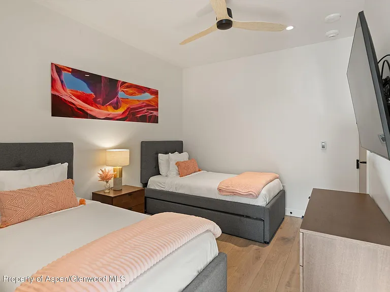 119 Wood Rd #305 — Photo 16