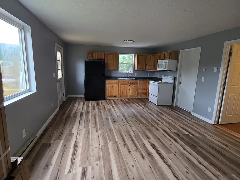 111 Walnut St #1 — Photo 1