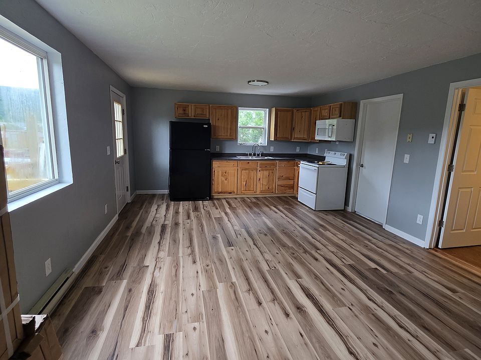 1st image of 111 Walnut St #1