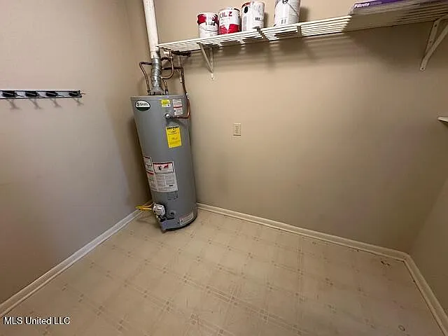 342 Lakebend Dr — Photo 15