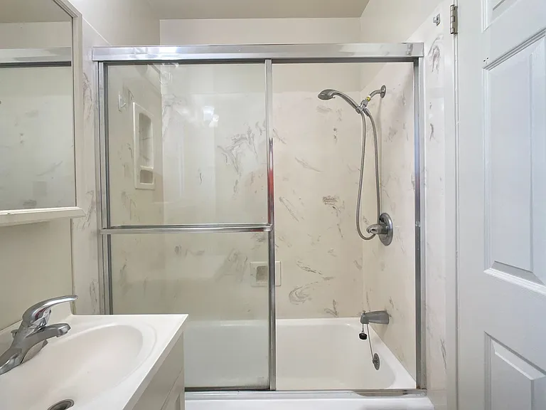 442 Madison Ave — Photo 5