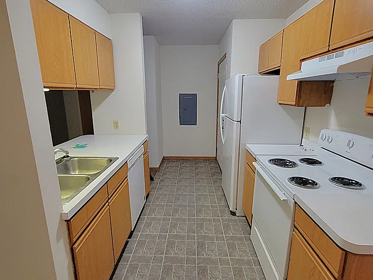 570 Spring St #F3 — Photo 13