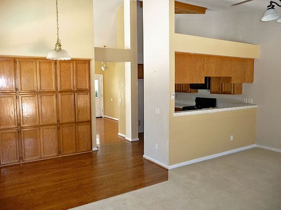 4th image of 609 San Miguel Ct