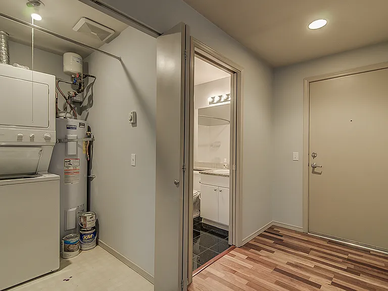 323 Queen Anne Ave N #712 — Photo 20