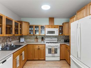 861 53a St, Delta, BC V4M3C8