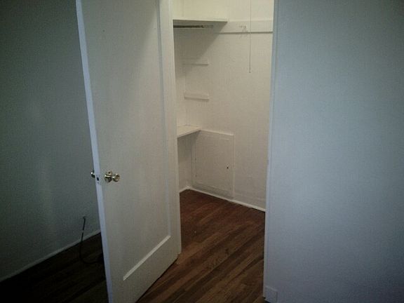 2nd image of 1308 Columbia Dr SE
