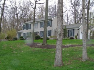 10 Fieldstone Trl, Sparta, NJ 07871