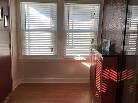 3rd image of 8332 S Luella Ave