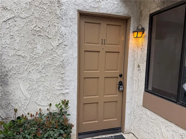 950 W Lambert Rd Unit 11, La Habra, CA 90631