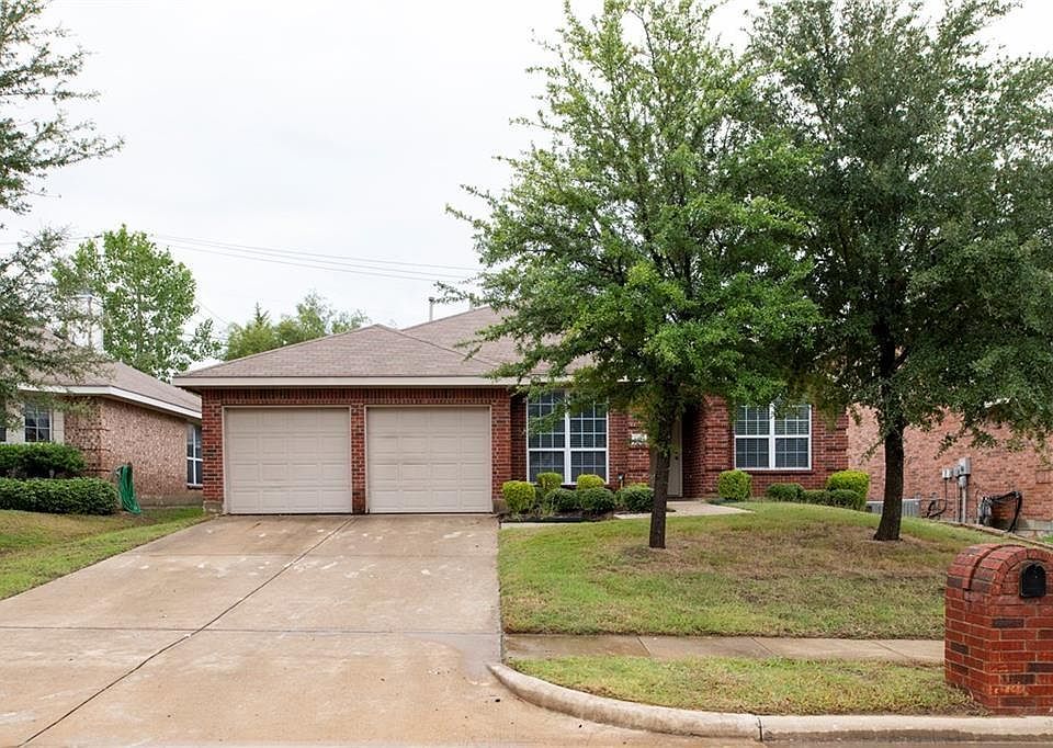 1st image of 4825 Kingfisher Ln