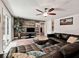 9919 Old Campbell Rd, Rogers, AR 72758