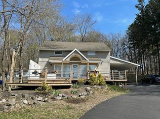 55 Curto Way, Saratoga Springs, NY 12866