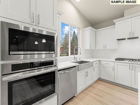 2nd image of 13334 NE 83rd Way #35
