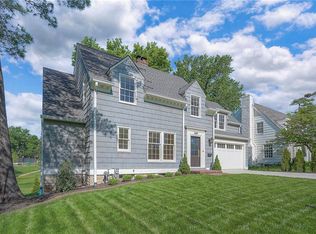 5367 Mission Woods Rd, Mission Woods, KS 66205