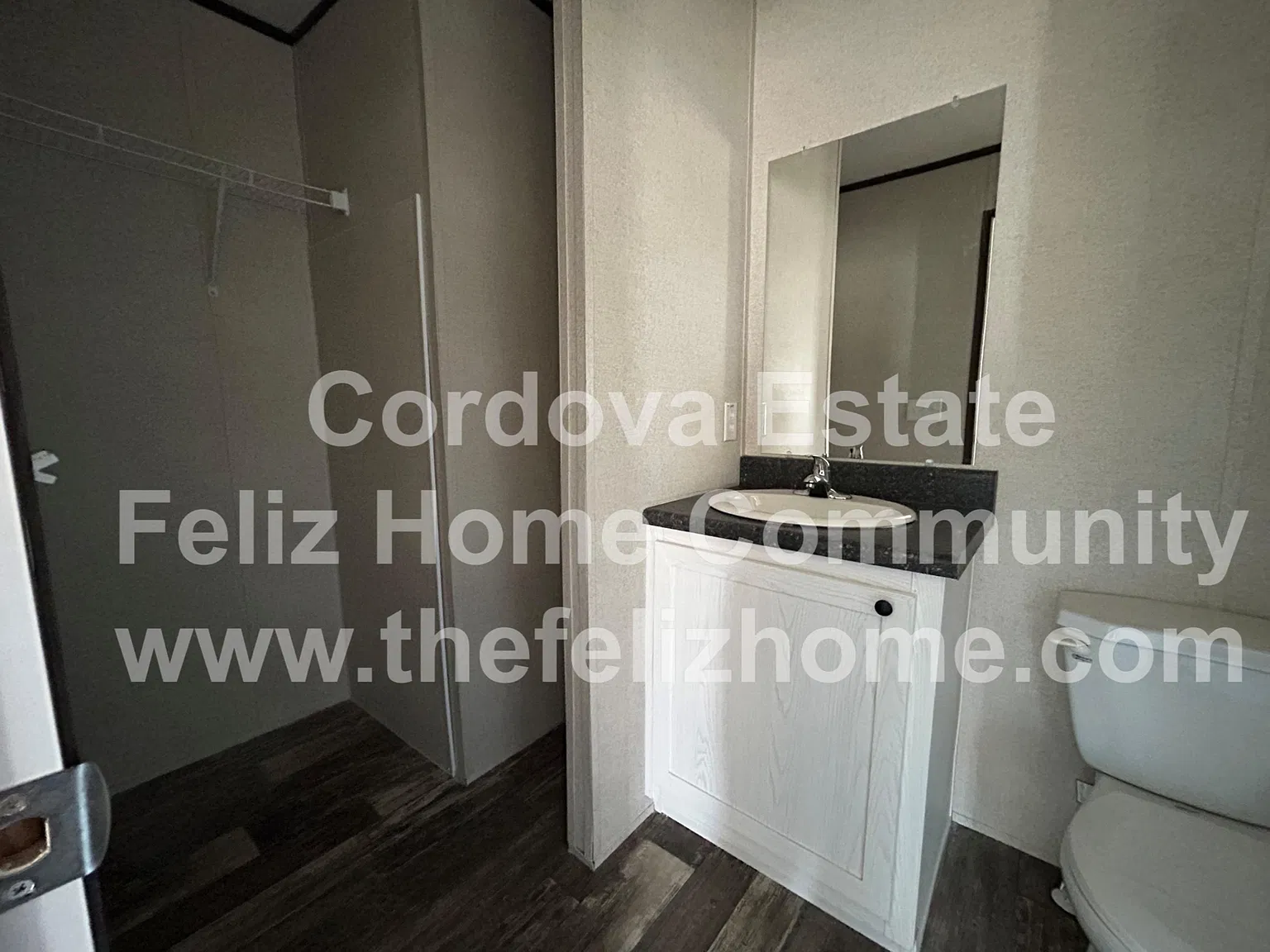 3 bed, 1100 sqft, $1,000 — Photo 3