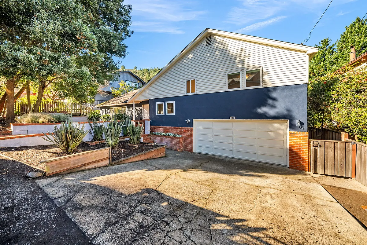 Building Photo - 280 Angelita Ave