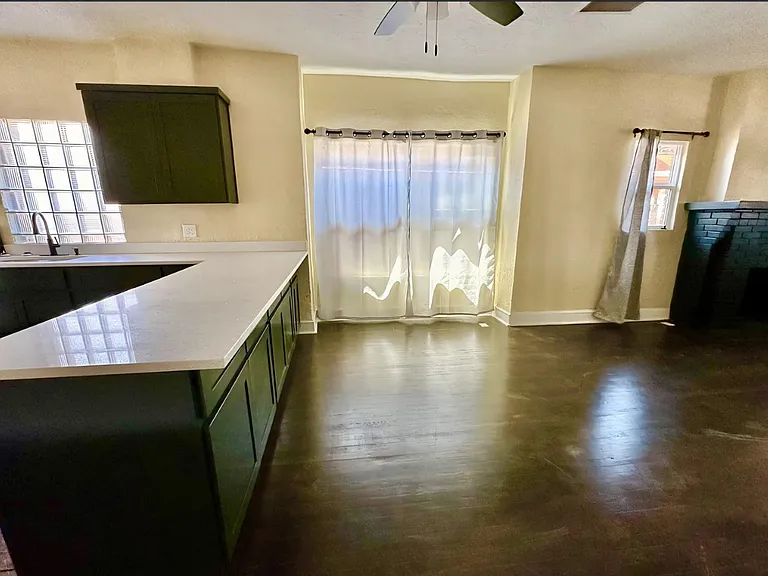 3312 Montana Ave — Photo 11