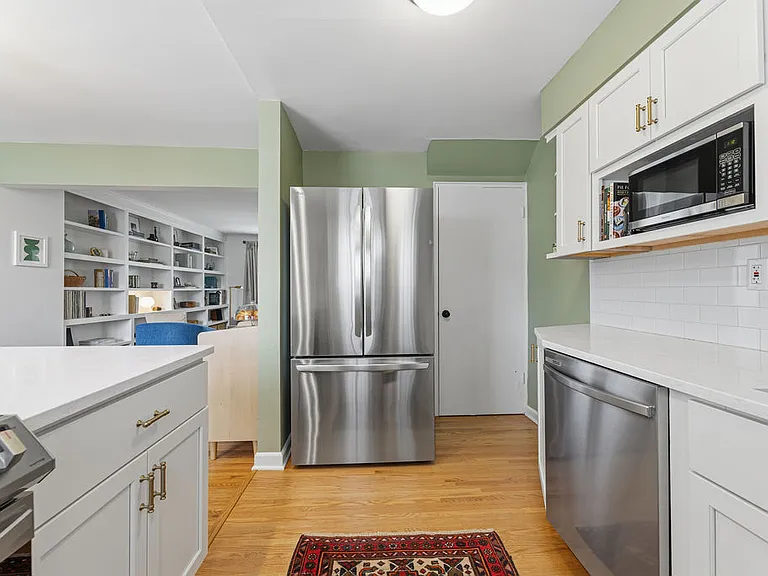 1789 Kings Ct #B — Photo 10