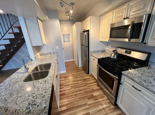 1063 Cove Dr UNIT 140-C, Prospect Heights, IL 60070