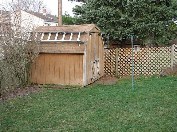 Shed and yard