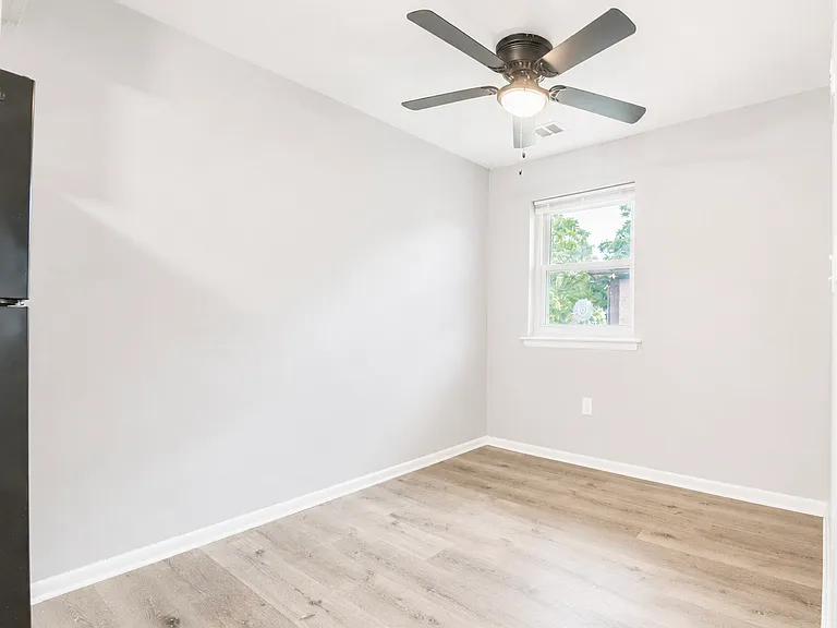 2602 Jefferson Streetapt #B32 — Photo 4