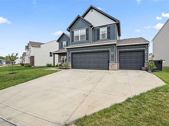 4th image of 3011 Falls Rd