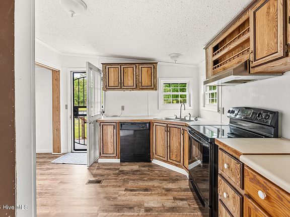 5th image of 136 Driggers Drive