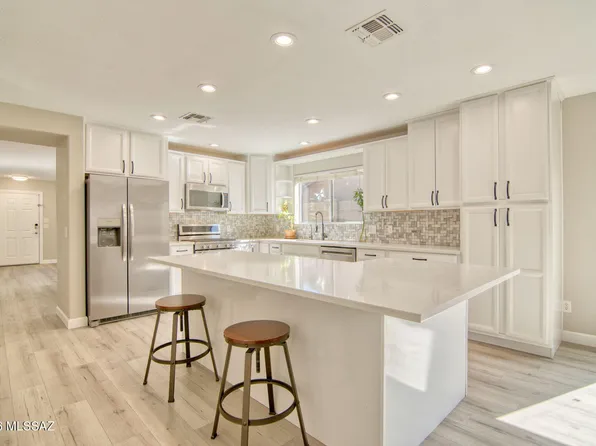 9339 N June Bug Dr, Tucson, AZ 85742