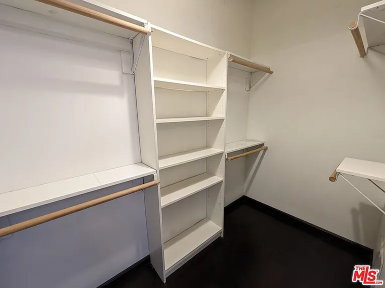 746 S Los Angeles St #402 — Photo 9