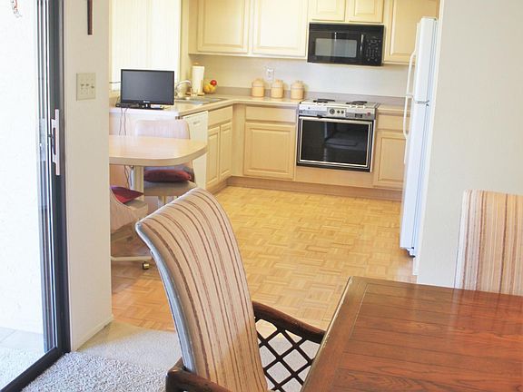 5th image of 637 S Desert Flower Dr