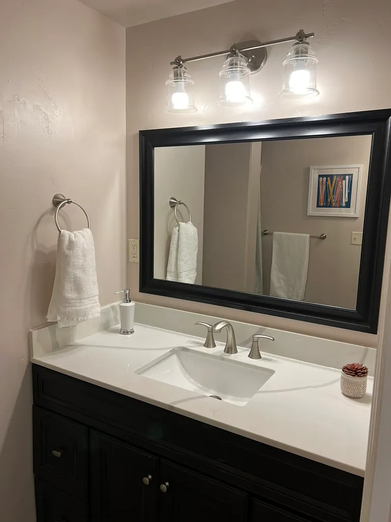 Studio, 750 sqft, $2,500 — Photo 4