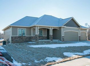 412 NW Sunset Ln, Grimes, IA 50111