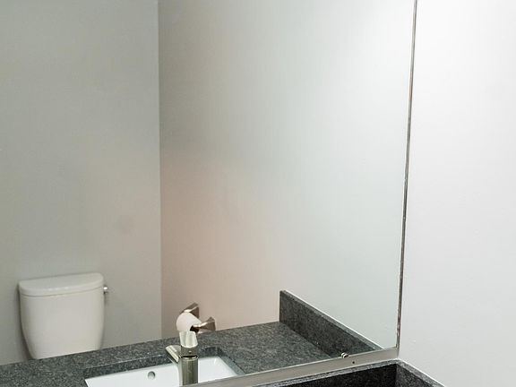 4th image of 1989 Queens Meadow Ln