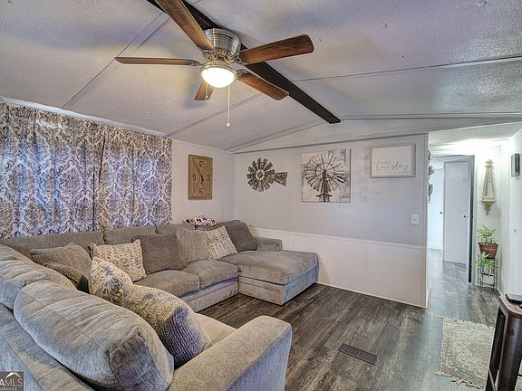 5th image of 676 Flowery Branch Rd