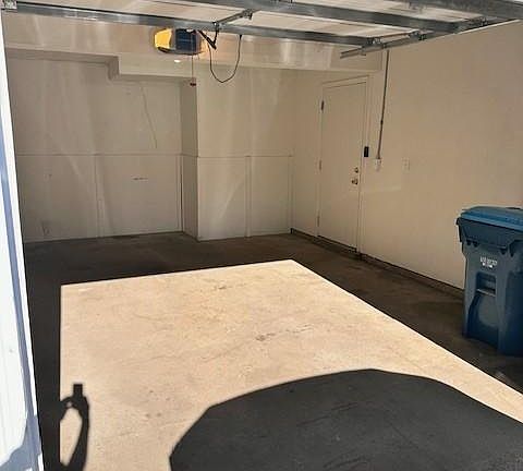 4th image of 1651 City View Dr #7